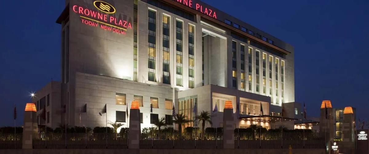 Escort in Crowne Plaza New Delhi Okhla