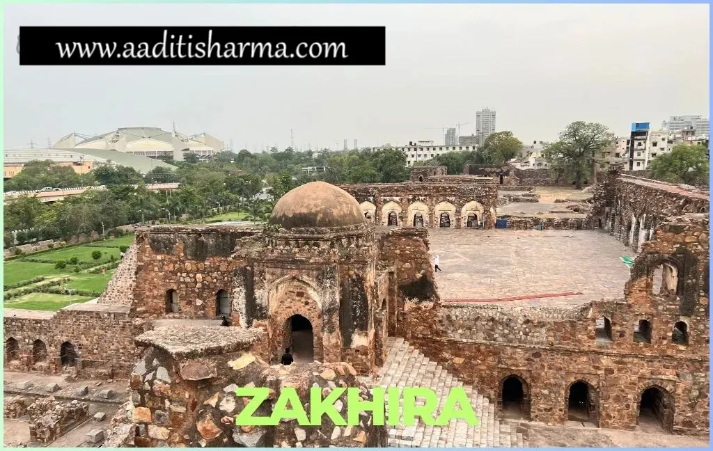 Escort in Zakhira